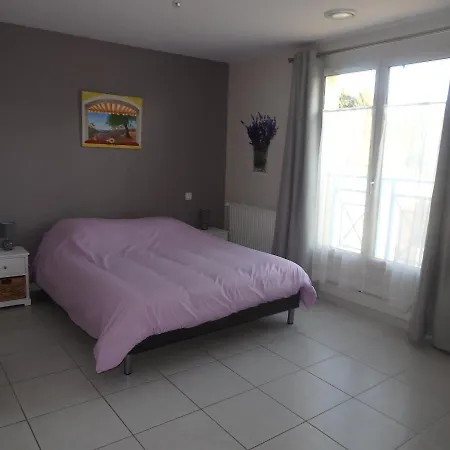 Oda ve Kahvaltı L'oustal Des Fontanilles 3*