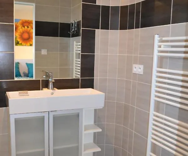 L'oustal Des Fontanilles