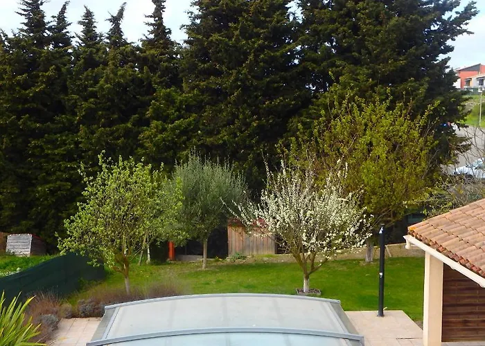 L'oustal Des Fontanilles Oda ve Kahvaltı